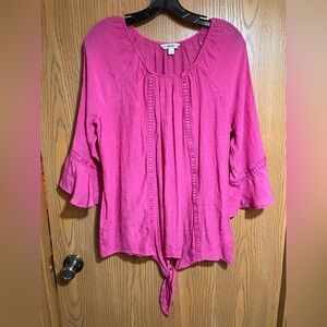 Elegant Fuchsia Blouse with Tie Detail
